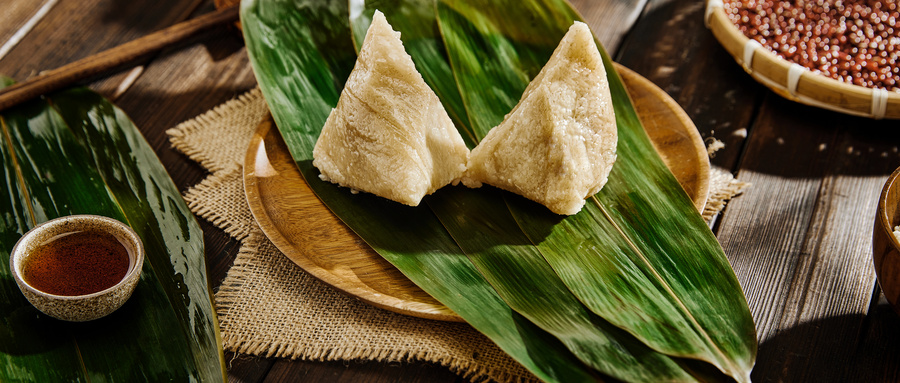 攝圖網_501758412_wx_中國風端午節粽子（企業商用） (1).jpg